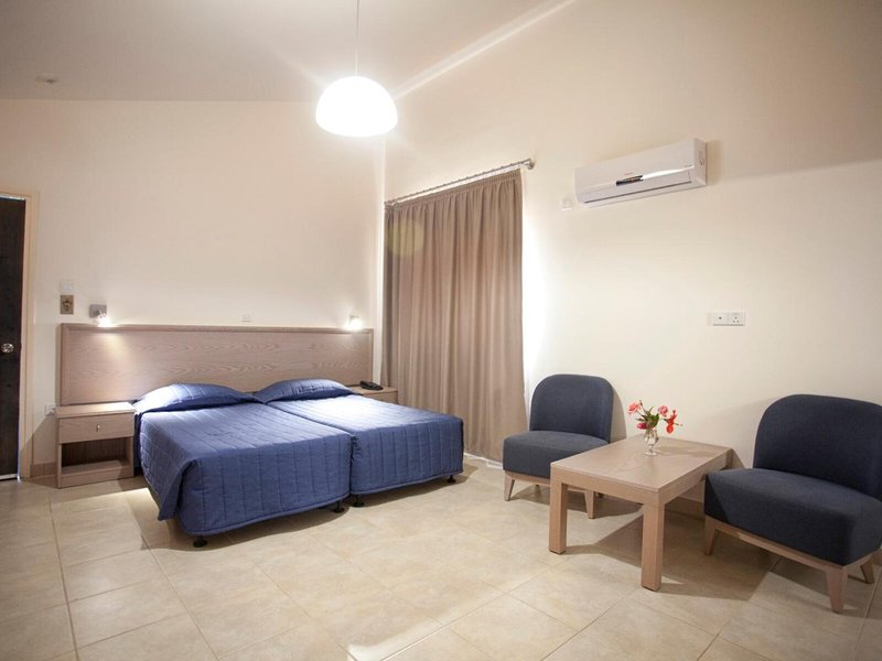 Makronisos Holiday Village 48