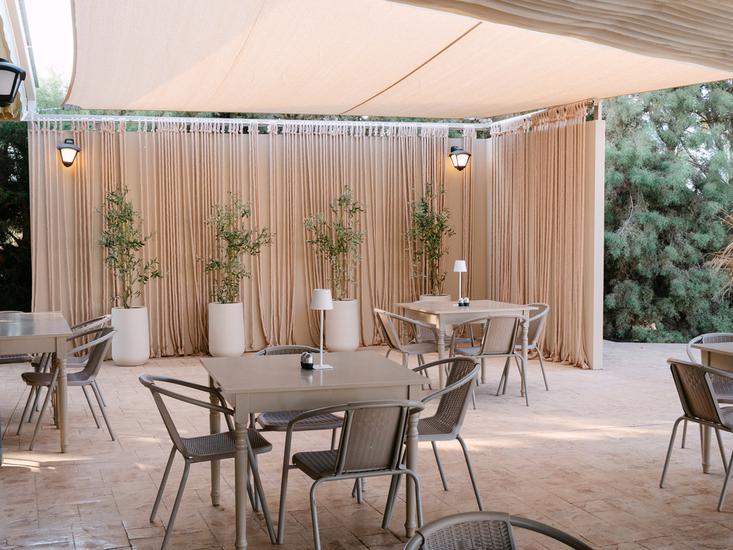 Makronisos Holiday Village 10