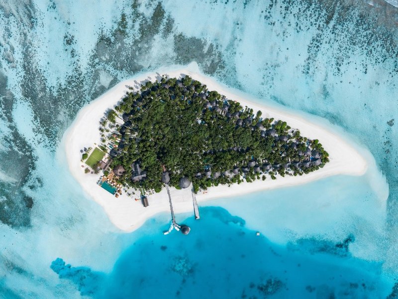 Angsana Resort & Spa Maldives Velavaru 4