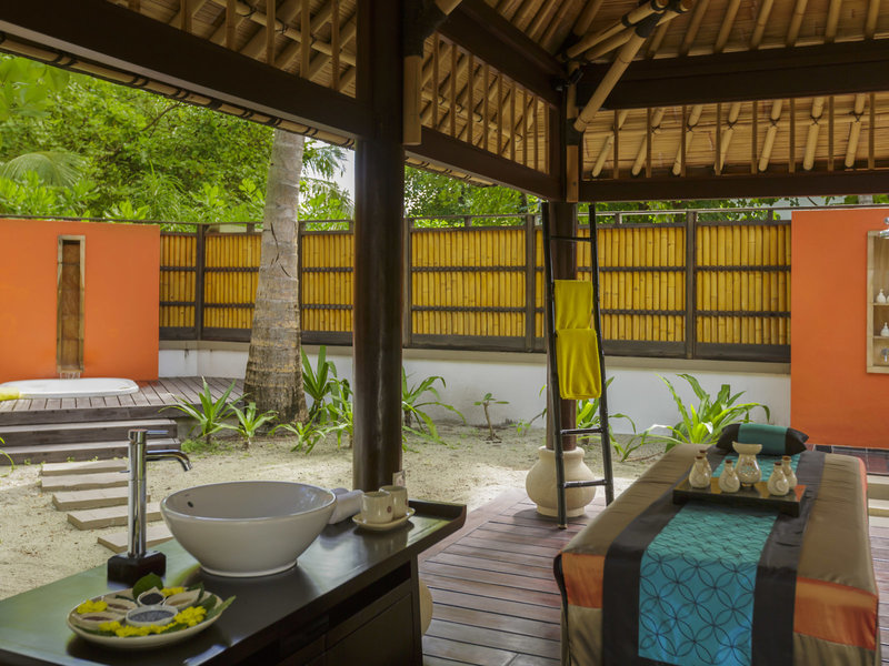 Angsana Resort & Spa Maldives Velavaru 25