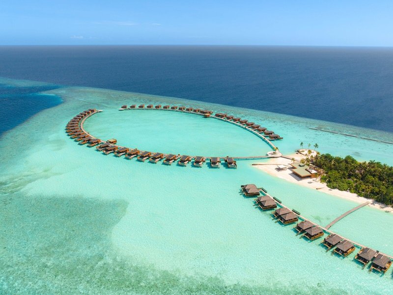 Veligandu Island Resort 7