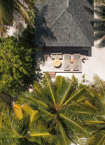 Veligandu Island Resort 27