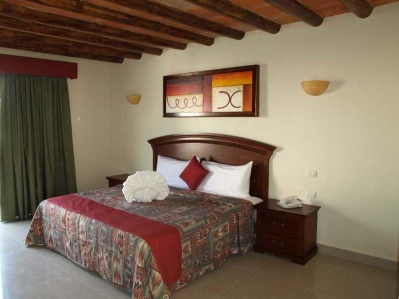 El Campanario Hotel & Estudios 20