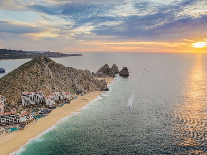 Grand Solmar Land's End Resort & Spa 17