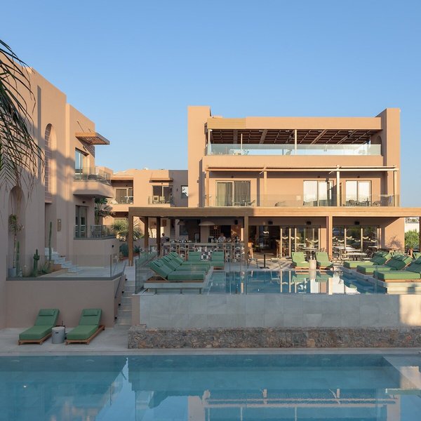 Paralos Venus Suites 8