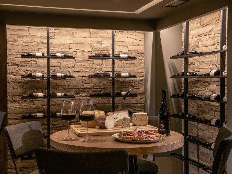 Paralos Venus Suites 10