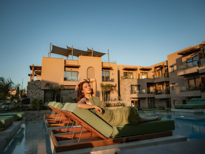 Paralos Venus Suites 12