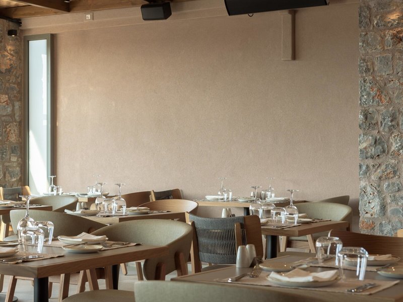 Paralos Venus Suites 23