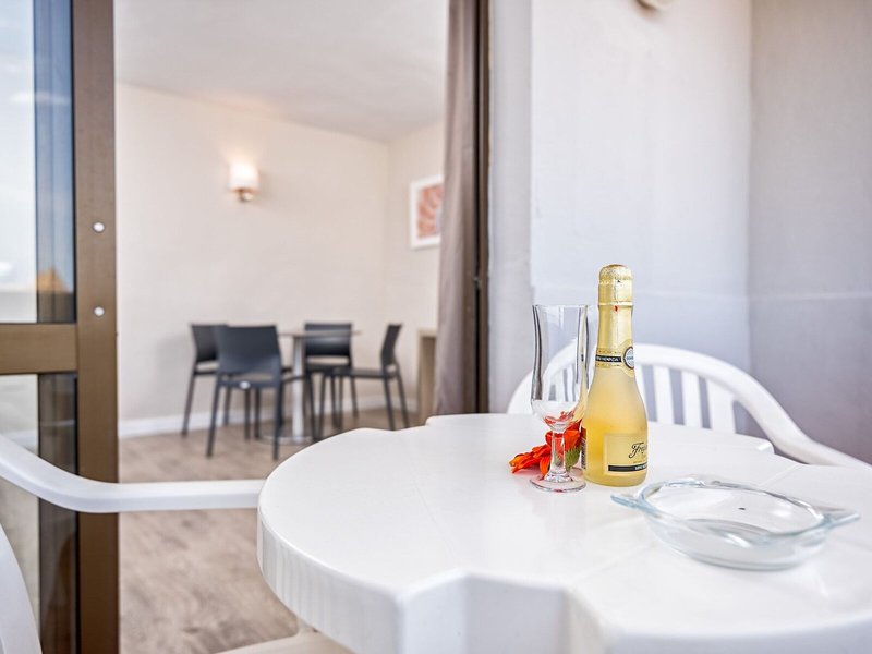 Veramar Aparthotel 25