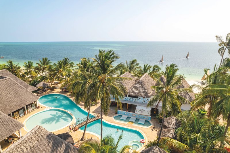 Uroa Bay Beach Resort 1