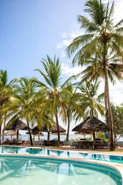 Uroa Bay Beach Resort 6