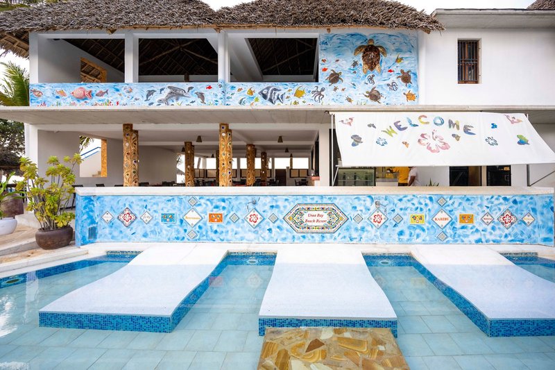 Uroa Bay Beach Resort 12