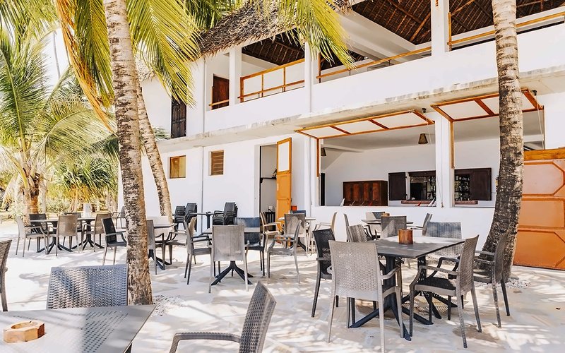 Uroa Bay Beach Resort 14