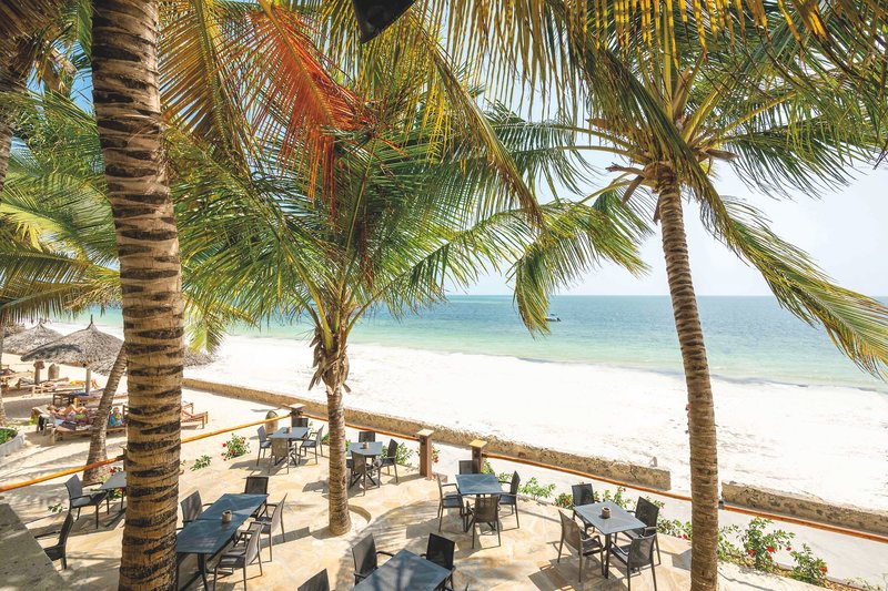 Uroa Bay Beach Resort 15