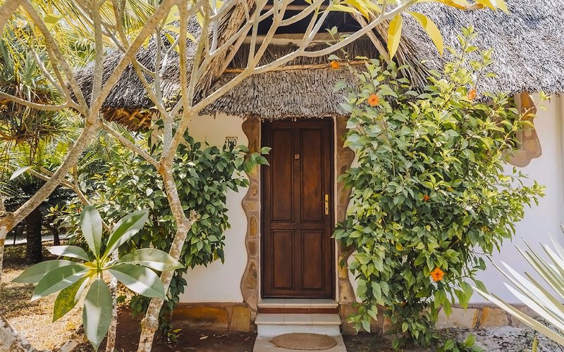 Uroa Bay Beach Resort 19