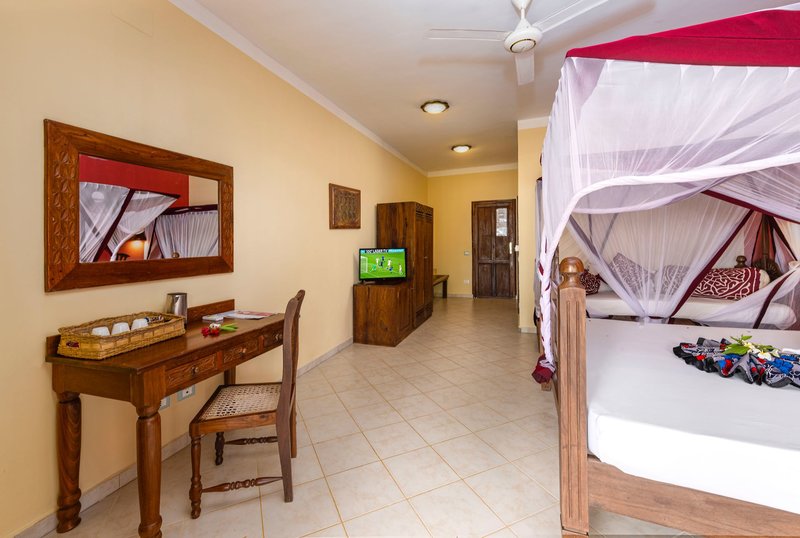 Uroa Bay Beach Resort 20