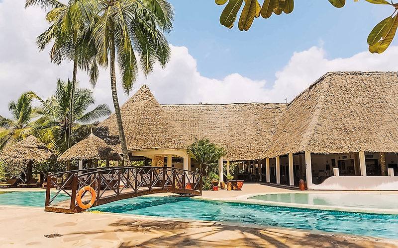 Uroa Bay Beach Resort 2