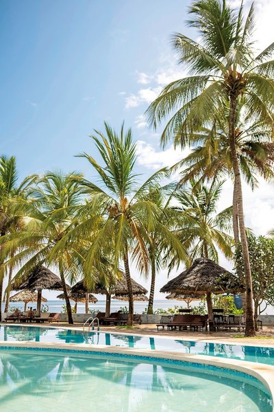 Uroa Bay Beach Resort 10