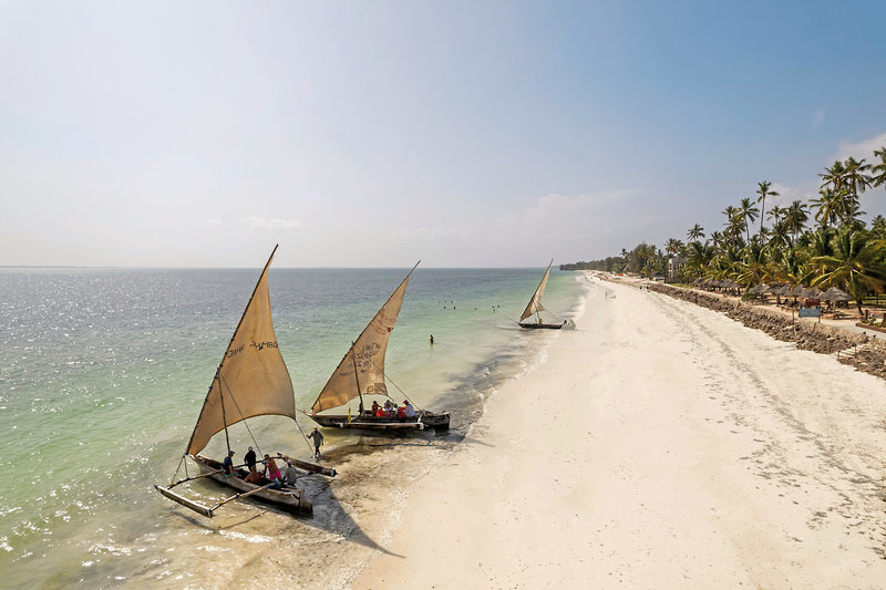 Uroa Bay Beach Resort 9