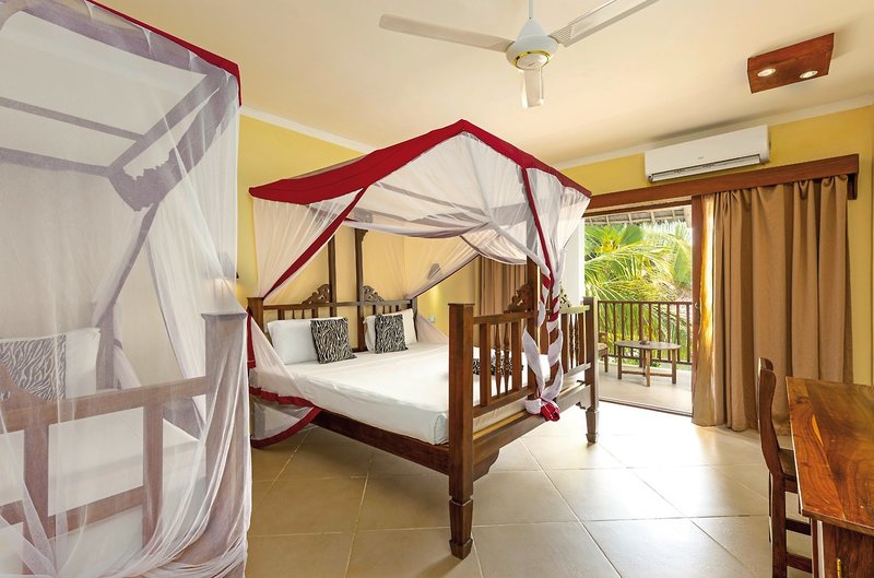 Uroa Bay Beach Resort 17