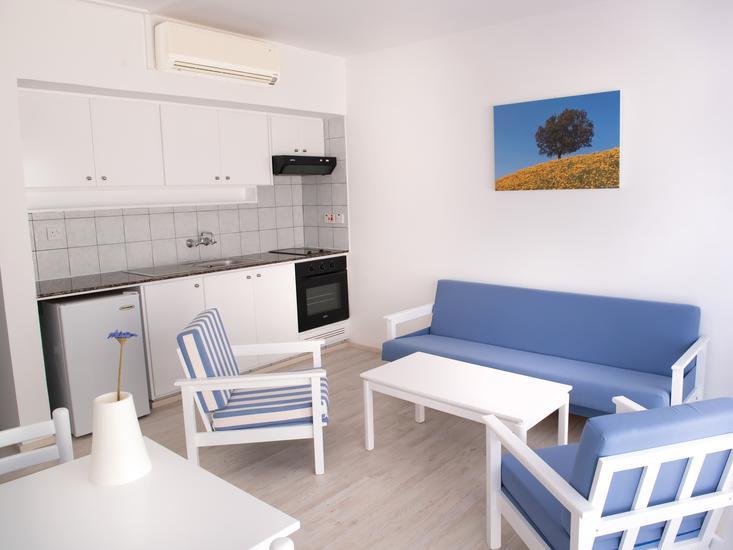 Liquid Hotel Apartments  4