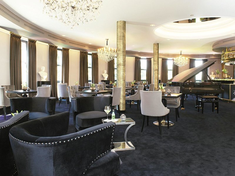 Victor´s Residenz Schloss Berg 17