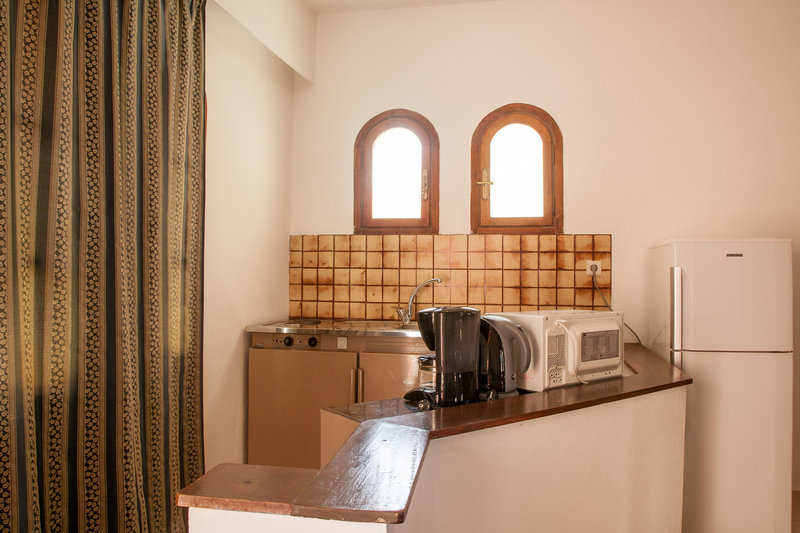 Ekavi Apartments 10