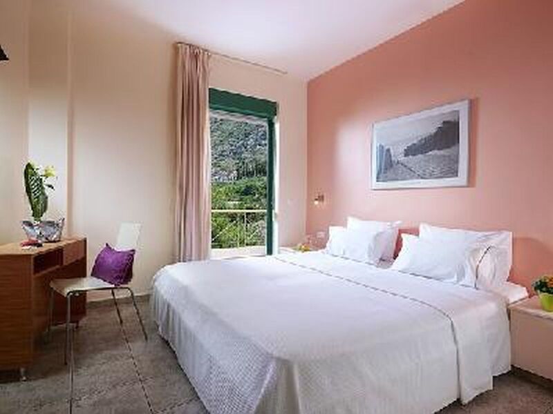 Bella Vista 10