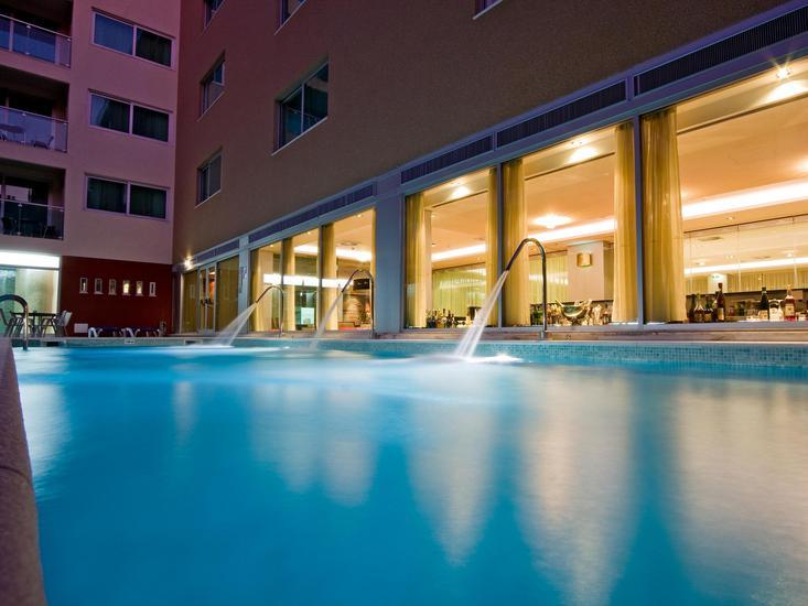 Monte Gordo Hotel Apartamentos & Spa 4