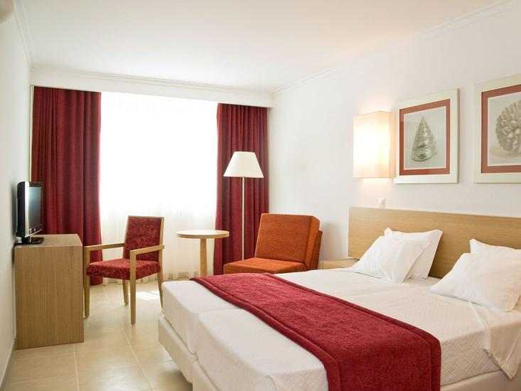 Monte Gordo Hotel Apartamentos & Spa 11