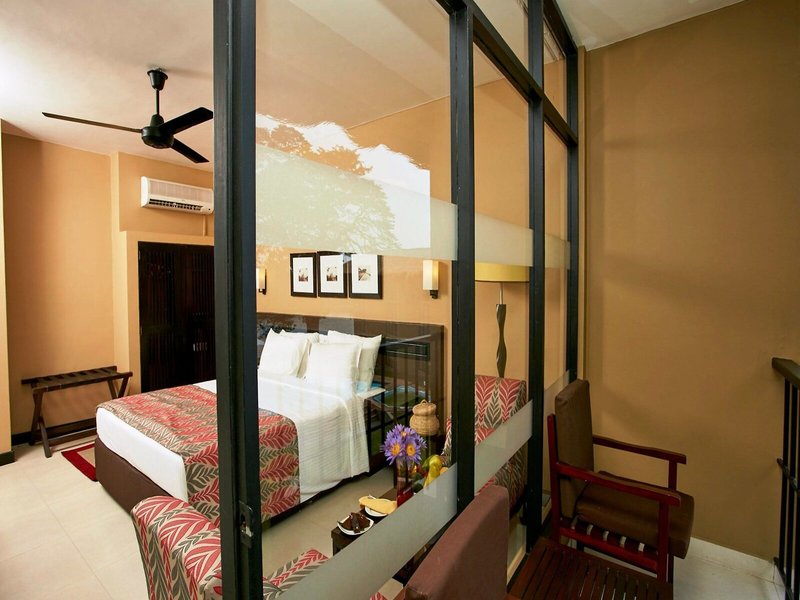 Ekho Safari Tissa 18