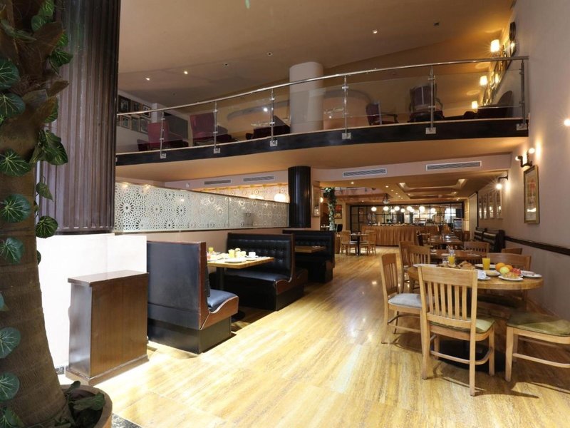 Hotel les Saisons 16