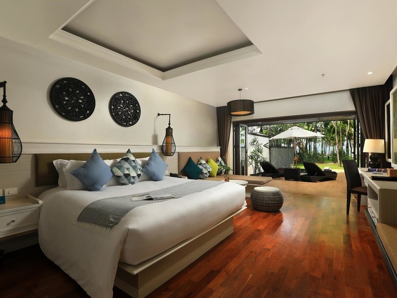 Natai Beach Resort & Spa 32