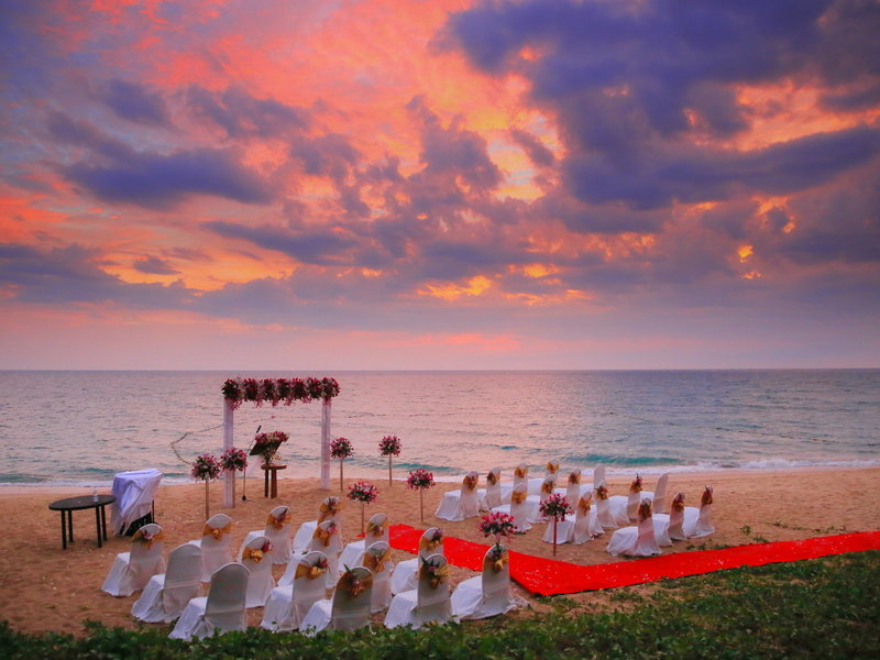 Natai Beach Resort & Spa 45