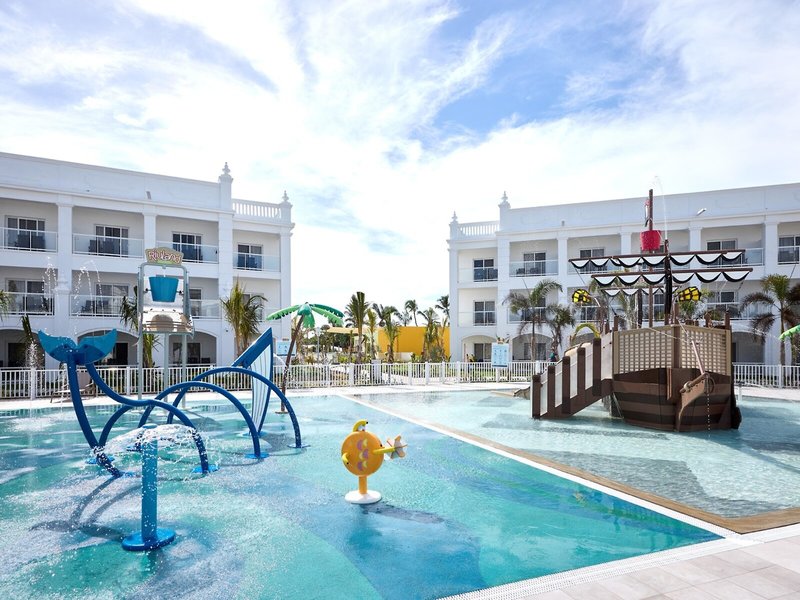 Hotel Riu Palace Bavaro 13