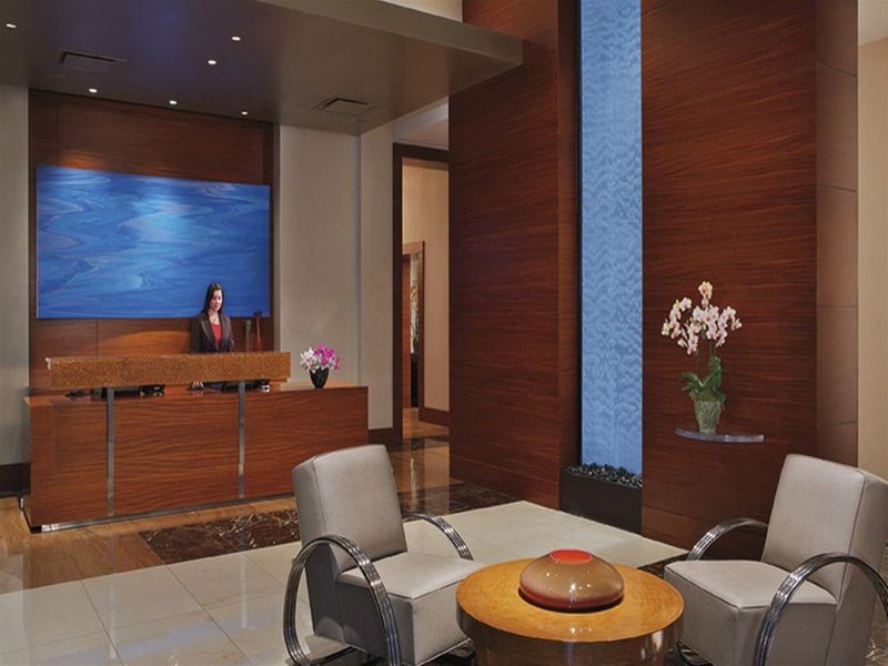 The Ritz-Carlton Los Angeles 10