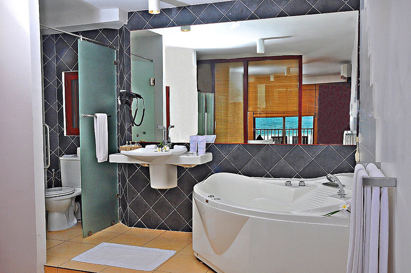 The Long Beach Resort 5