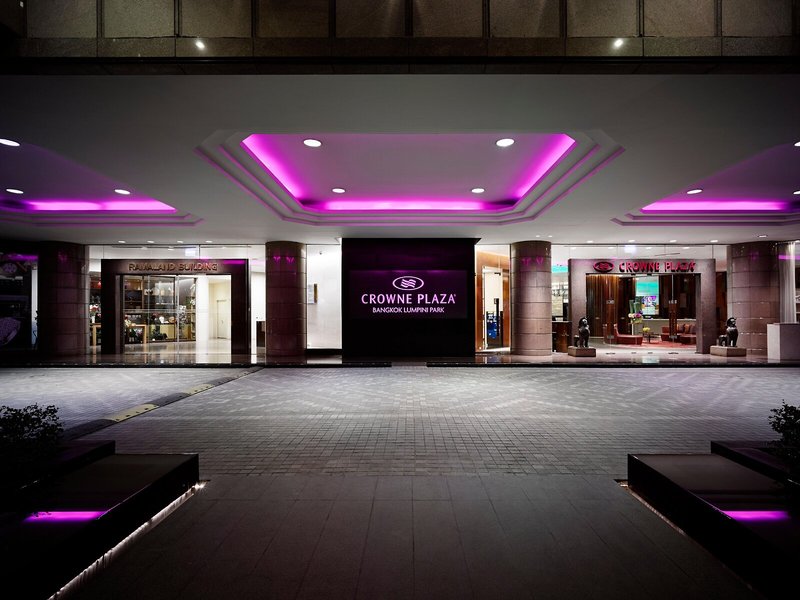 Crowne Plaza Bangkok Lumpini Park 12
