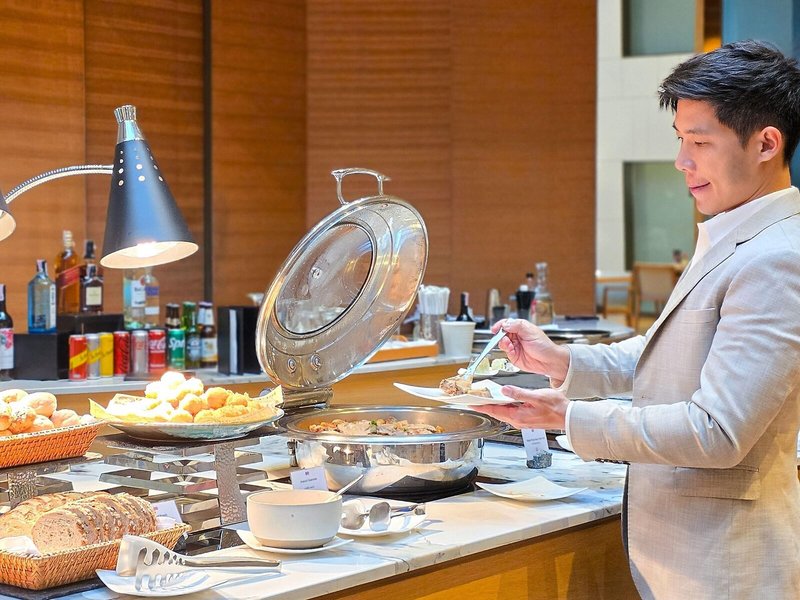 Crowne Plaza Bangkok Lumpini Park 27