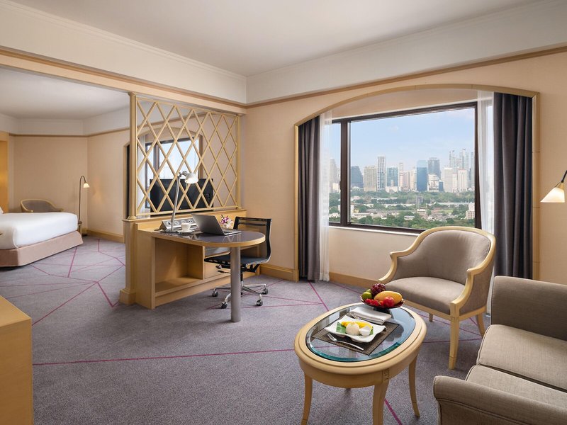 Crowne Plaza Bangkok Lumpini Park 39