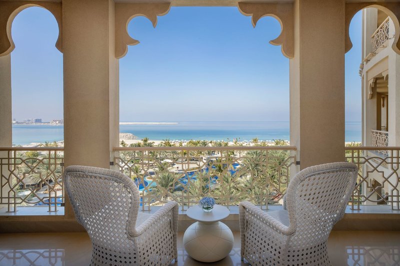 Waldorf Astoria Ras Al Khaimah 25 - Terrace