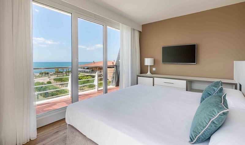 Hotel ILUNION Istlantilla 10