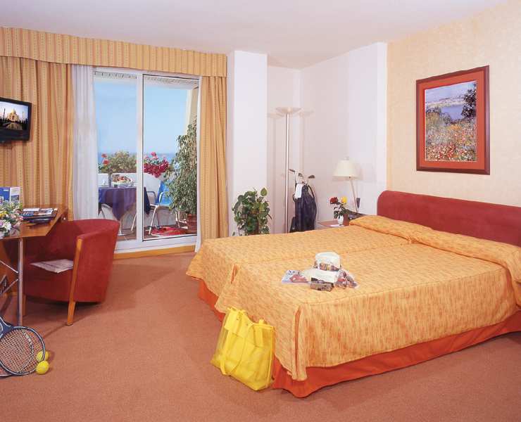 Hotel ILUNION Istlantilla 8