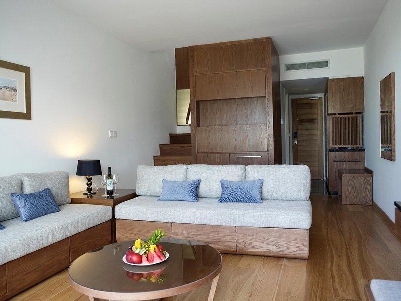 Sunrise Pearl Hotel & Spa 33 - Room Example