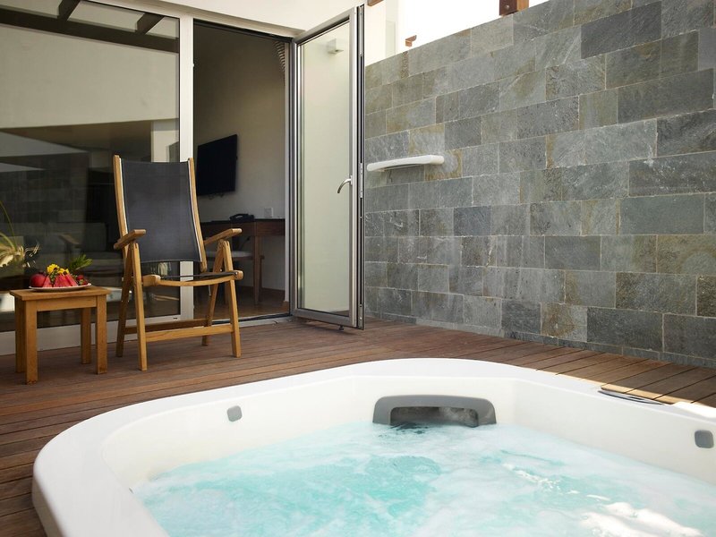 Sunrise Pearl Hotel & Spa 34 - Room Example