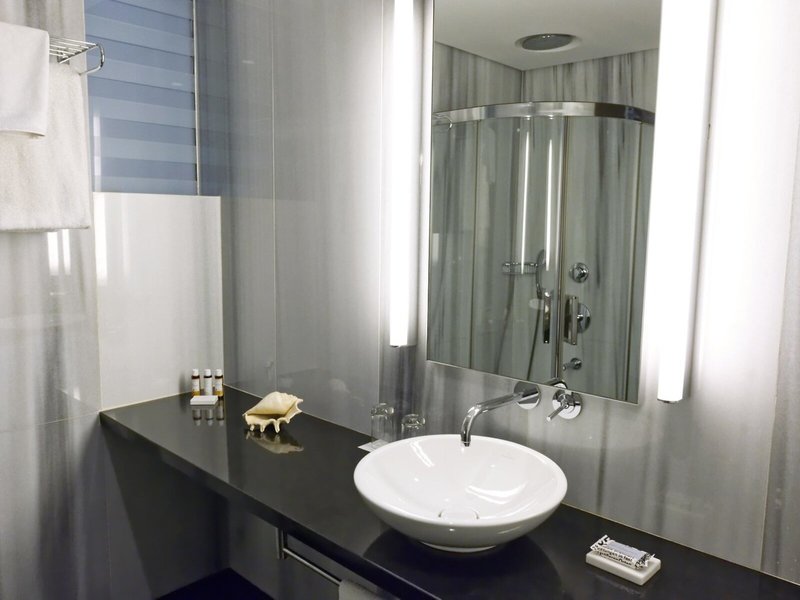 Sunrise Pearl Hotel & Spa 36 - Room Example