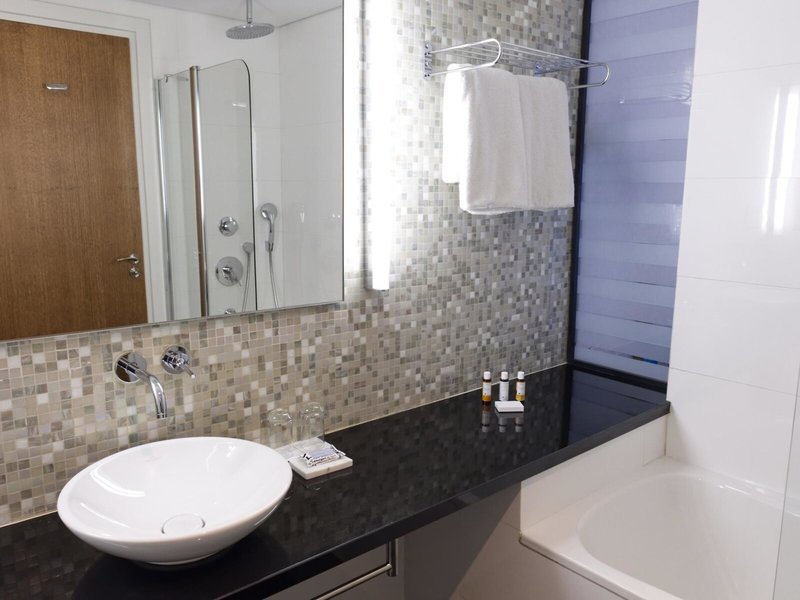 Sunrise Pearl Hotel & Spa 34