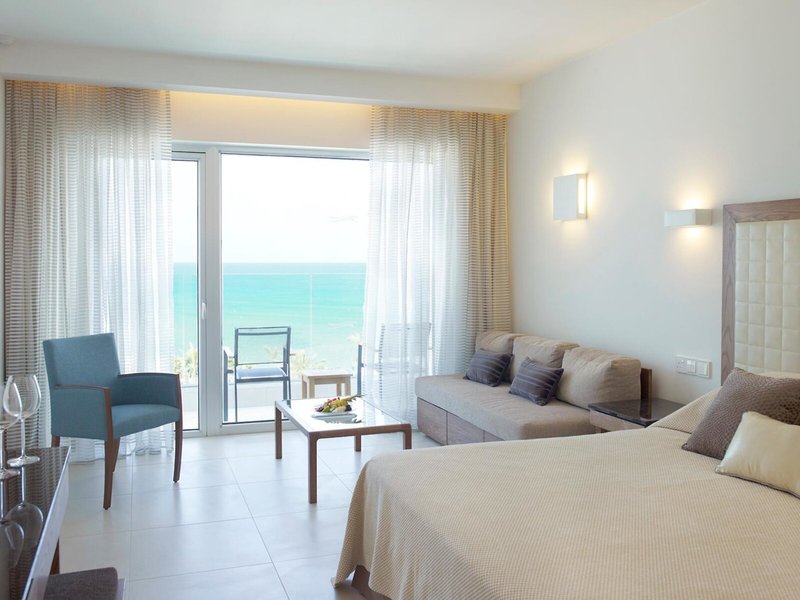 Sunrise Pearl Hotel & Spa 44