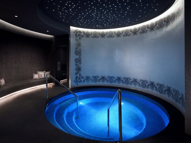 Palazzo Versace Dubai 6