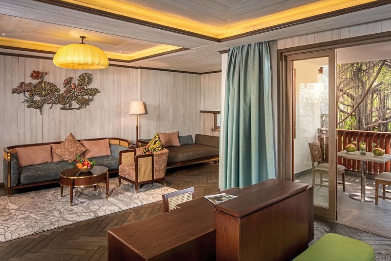 An Lam Retreats Saigon River 24